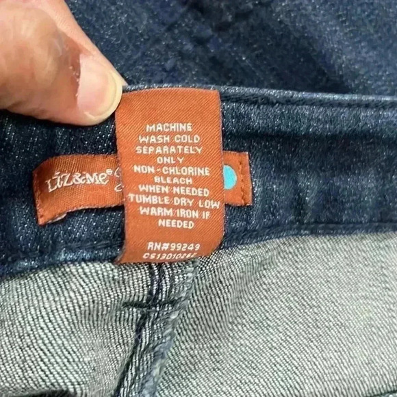 Catherine’s Jeans 6P Plus Size Right Fit Wide Leg Jeans - Picture 6 of 6